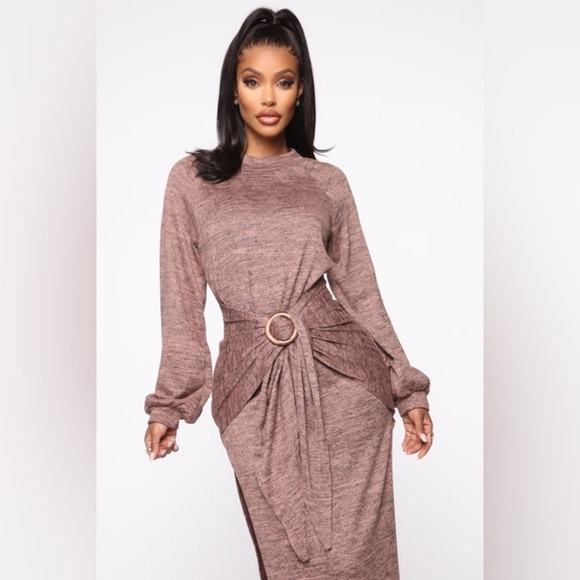 NWT Showy & Cozy Sweater Long Sleeve Tie Waist Maxi Dress Tan/Brown Size Small - Picture 7 of 13
